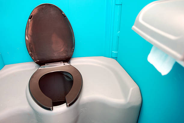 Affordable portable toilet rental in Auburndale, FL